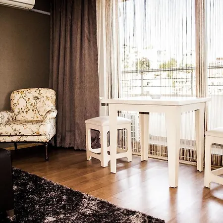 Hotel apartamentowy Cihangir Ceylan
