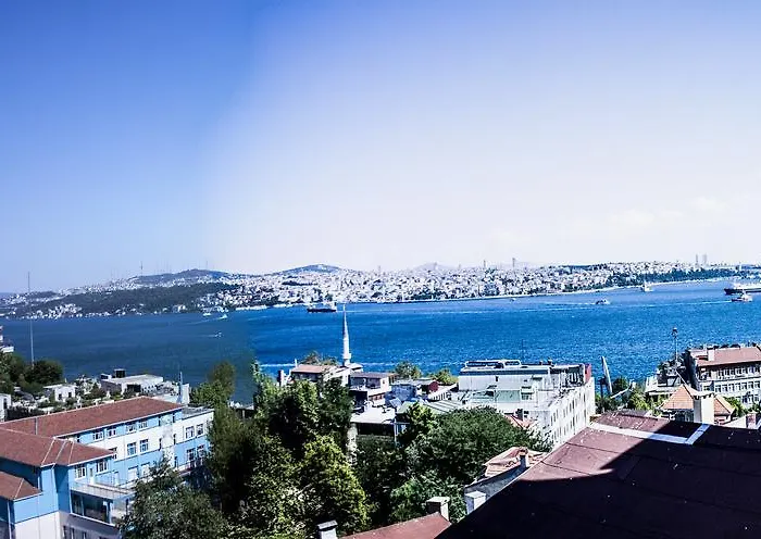 Cihangir Ceylan アパートホテル