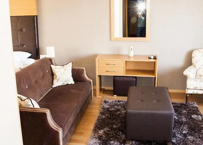 アパートホテル Cihangir Ceylan