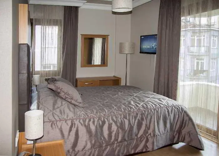 Cihangir Ceylan Appart hôtel